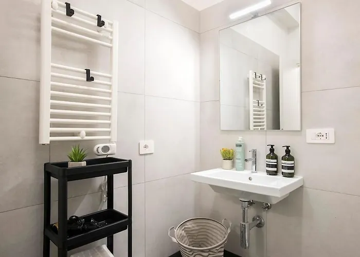 Apartment With Large Terrace And Free Car Parking Int3 Appartamento *