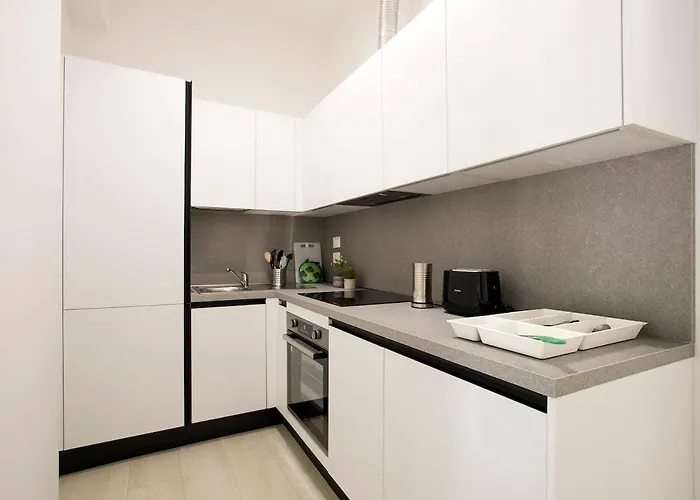 Urban Oasis Near Termini, Free Parking&patio, Int3 * Roma