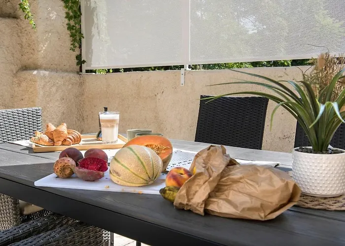 Urban Oasis Near Termini, Free Parking&patio, Int3 *