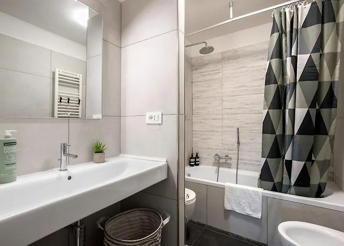 Urban Oasis Near Termini, Free Parking&patio, Int3 * Roma
