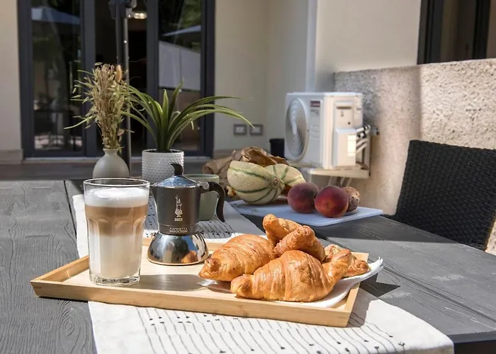 Urban Oasis Near Termini, Free Parking&patio, Int3