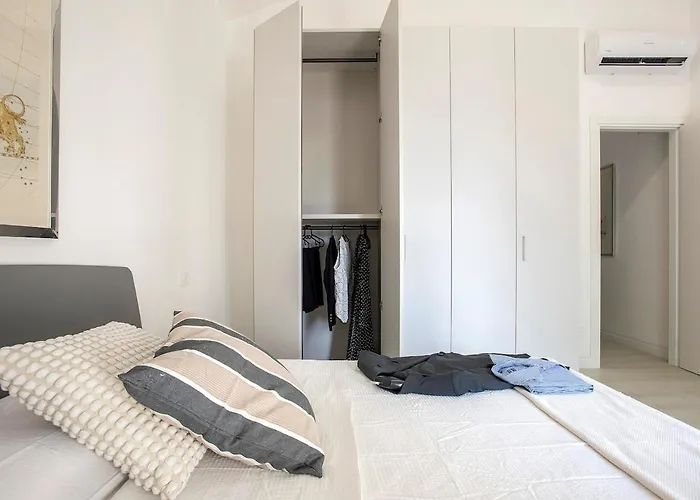 Daire Urban Oasis Near Termini, Free Parking&patio, Int3 Roma