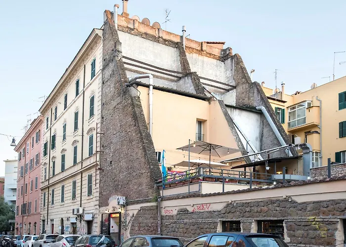 Daire Urban Oasis Near Termini, Free Parking&patio, Int3 *