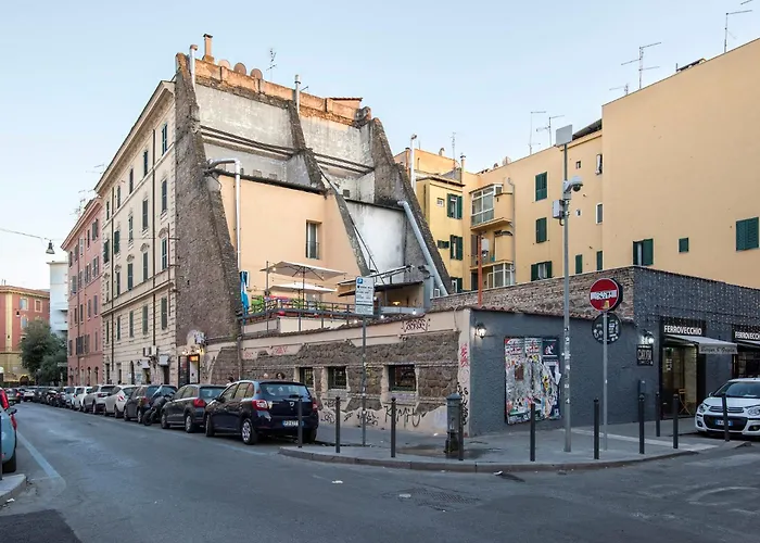 Apartment With Large Terrace And Free Car Parking Int3 * Roma
