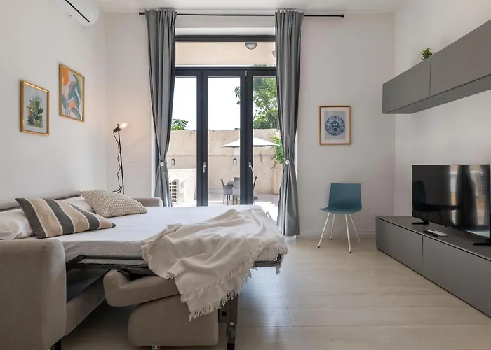 Appartamento Apartment With Large Terrace And Free Car Parking Int3