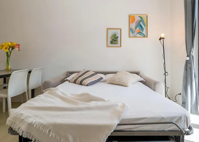 Apartment With Large Terrace And Free Car Parking Int3 Appartamento Roma